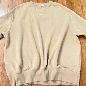 Nike Men's Beige Crewneck Sweater